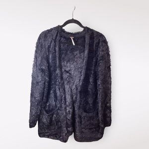 Free People Women’s Black Cardigan Size Small Pockets Faux Fur Cozy Winter